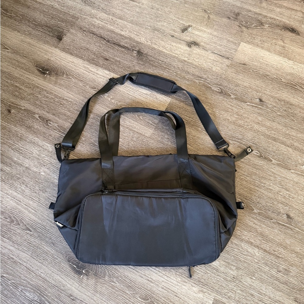 Foldie Black Travel Bag for Women - Picture 5 of 8